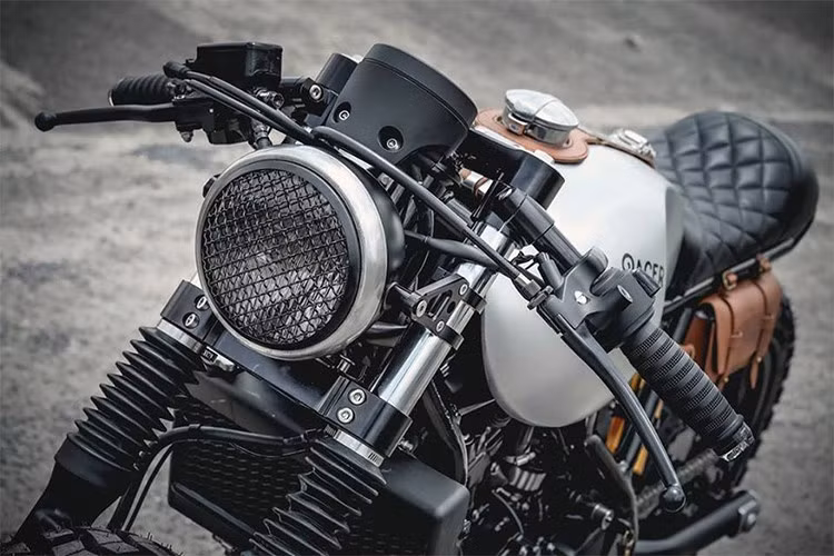 dan choi dap honda rebel 300 moi thanh cafe racer