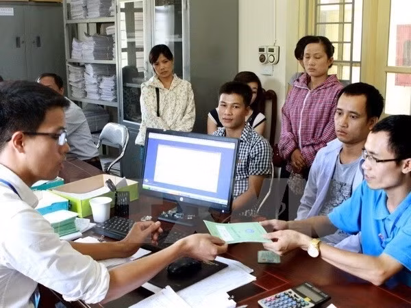 Tiền thưởng và hỗ trợ phúc lợi không bị tính đóng bảo hiểm xã hội ảnh 1