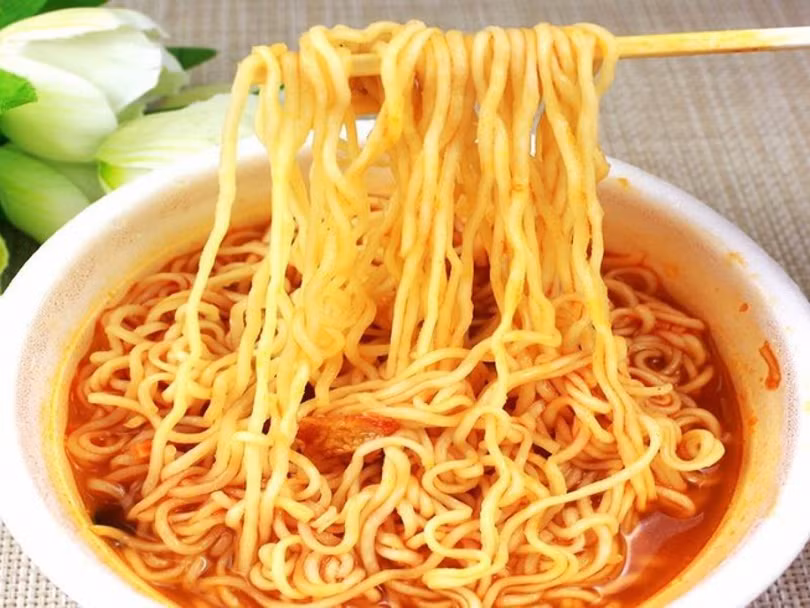 Mỗi người Việt Nam trung bình tiêu thụ 55 gói mì ăn liền/1 năm