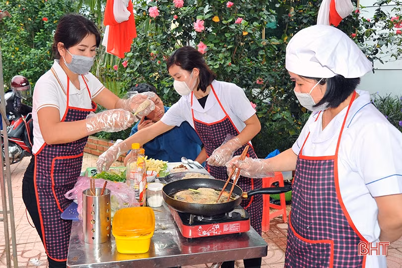 Nghiên cứu sản phẩm ẩm thực Hà Tĩnh để phát triển du lịch