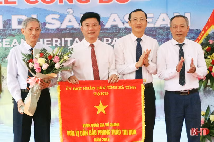 Vườn Quốc gia Vũ Quang đón nhận danh hiệu “Vườn Di sản ASEAN”