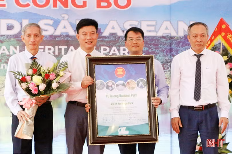 Vườn Quốc gia Vũ Quang đón nhận danh hiệu “Vườn Di sản ASEAN”
