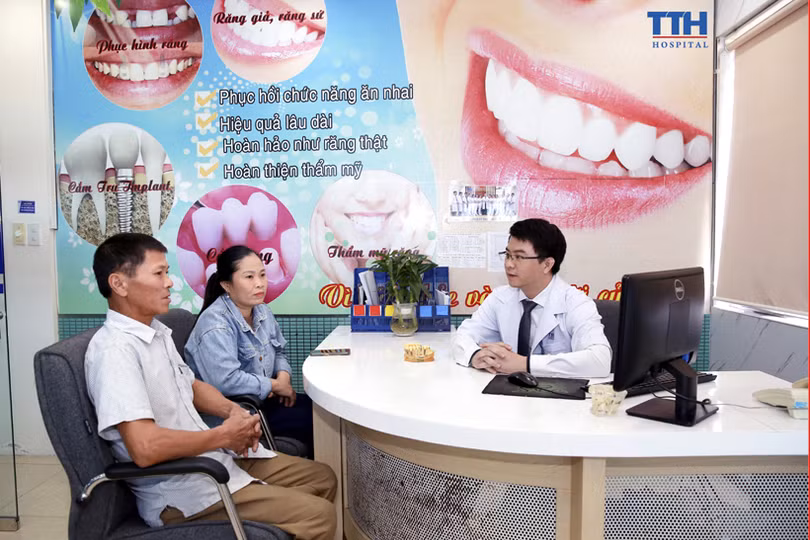 Cơ hội “vàng” cho người dân Hà Tĩnh trồng răng Implant tại Bệnh viện Thái Thượng Hoàng – TP. Vinh