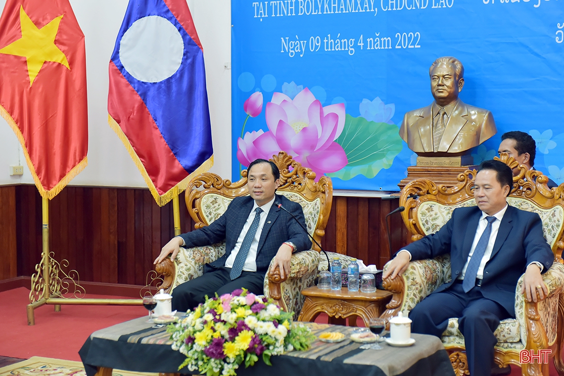 Lãnh đạo Hà Tĩnh chúc tết Bunpimay, dự khởi công bệnh xá quân dân y kết hợp tại Bolykhămxay
