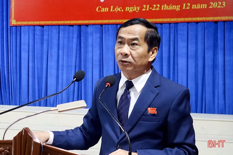 HĐND huyện Kỳ Anh, Can Lộc xem xét, ban hành nhiều nghị quyết quan trọng