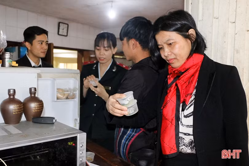 Đảm bảo an toàn vệ sinh thực phẩm trong các lễ hội mùa xuân ở Hà Tĩnh