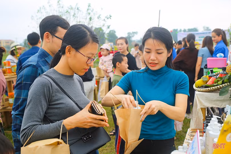 Trải nghiệm “Chợ gánh - Mùa thương đầu” tại Hà Tĩnh