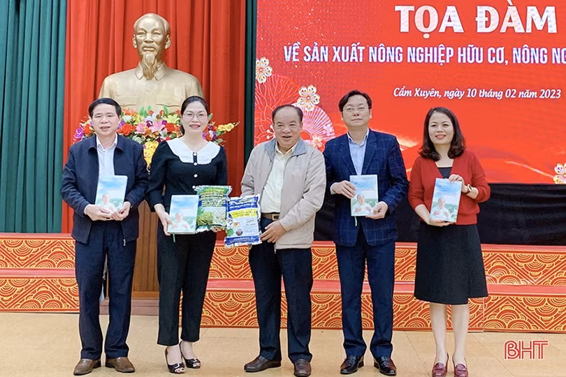 Đề nghị mở rộng mô hình sản xuất nông nghiệp hữu cơ ở Cẩm Xuyên, Can Lộc