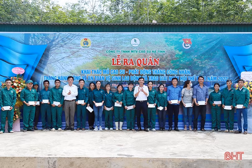 Công ty TNHH MTV Cao su Hà Tĩnh phấn đấu sản xuất hơn 2.000 tấn mủ