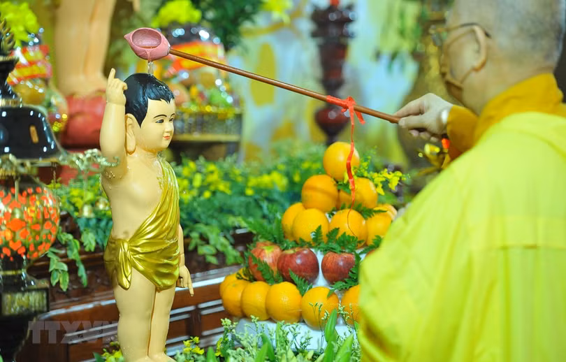 Đại lễ Phật đản: Trách nhiệm của mỗi người với nhân sinh và xã hội