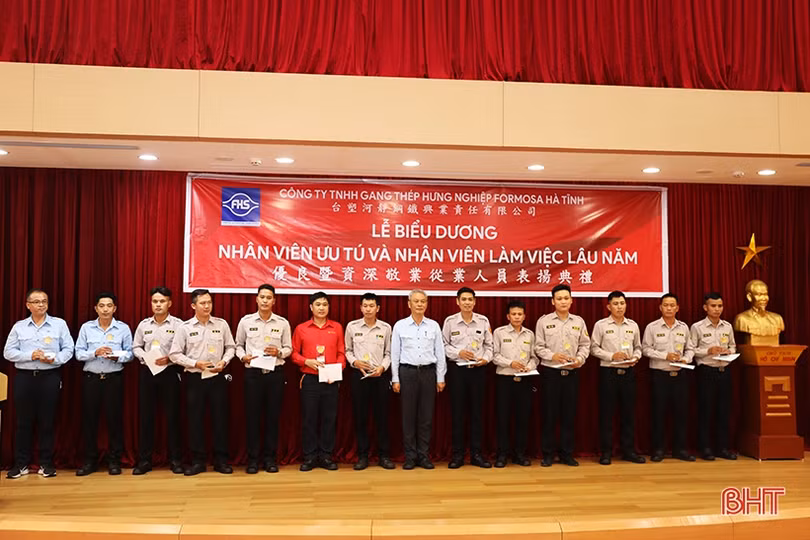 Formosa Hà Tĩnh tri ân 587 lao động ưu tú, gắn bó lâu năm với doanh nghiệp