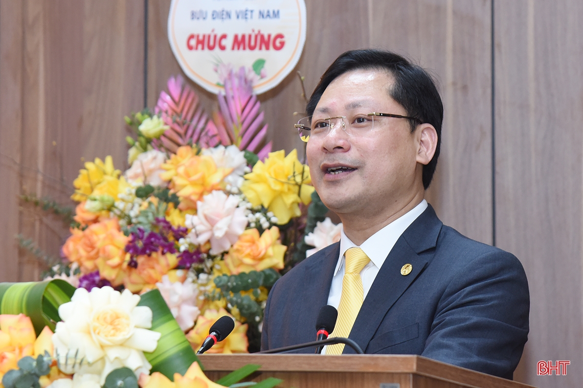 Bưu điện Hà Tĩnh “Vượt thách thức - xây tương lai”