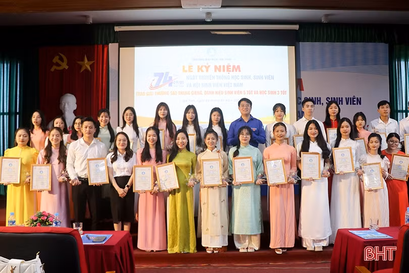 Đại học Hà Tĩnh tuyên dương 88 gương mặt “Sao tháng Giêng”, “Sinh viên 5 tốt” và “Học sinh 3 tốt”