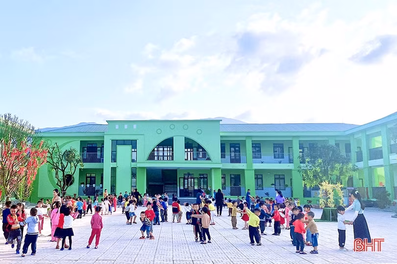 Củng cố tiêu chí giáo dục để thay đổi diện mạo trường lớp