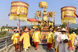 Long trọng lễ cung rước quan Hoàng Mười vân du