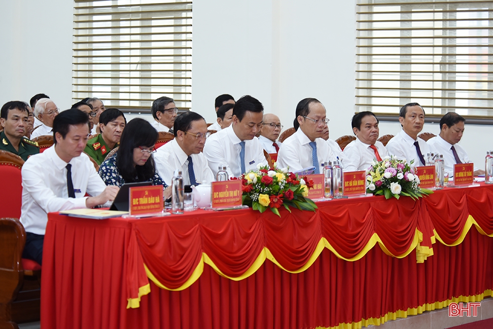 Bầu 36 đồng chí vào Ban Chấp hành Đảng bộ huyện Kỳ Anh nhiệm kỳ 2020-2025