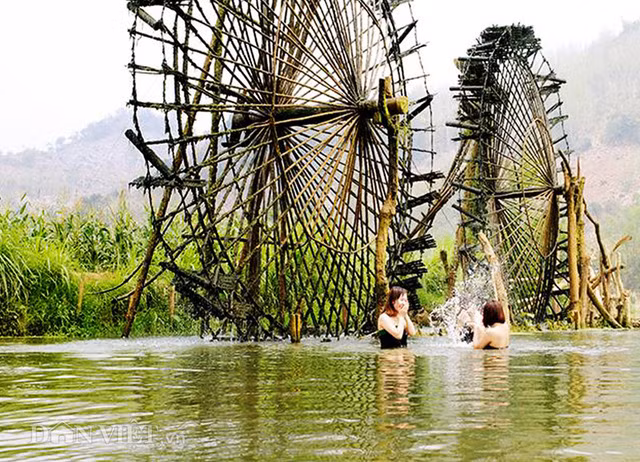 do sac 6 mien gai dep noi tieng nhat viet nam