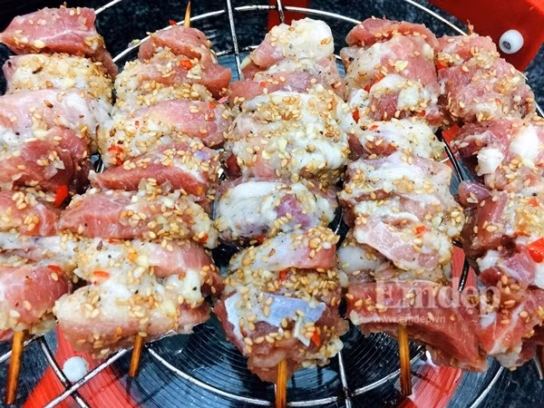 cach uop thit nuong vung dam da huong vi ngon den mieng cuoi cung