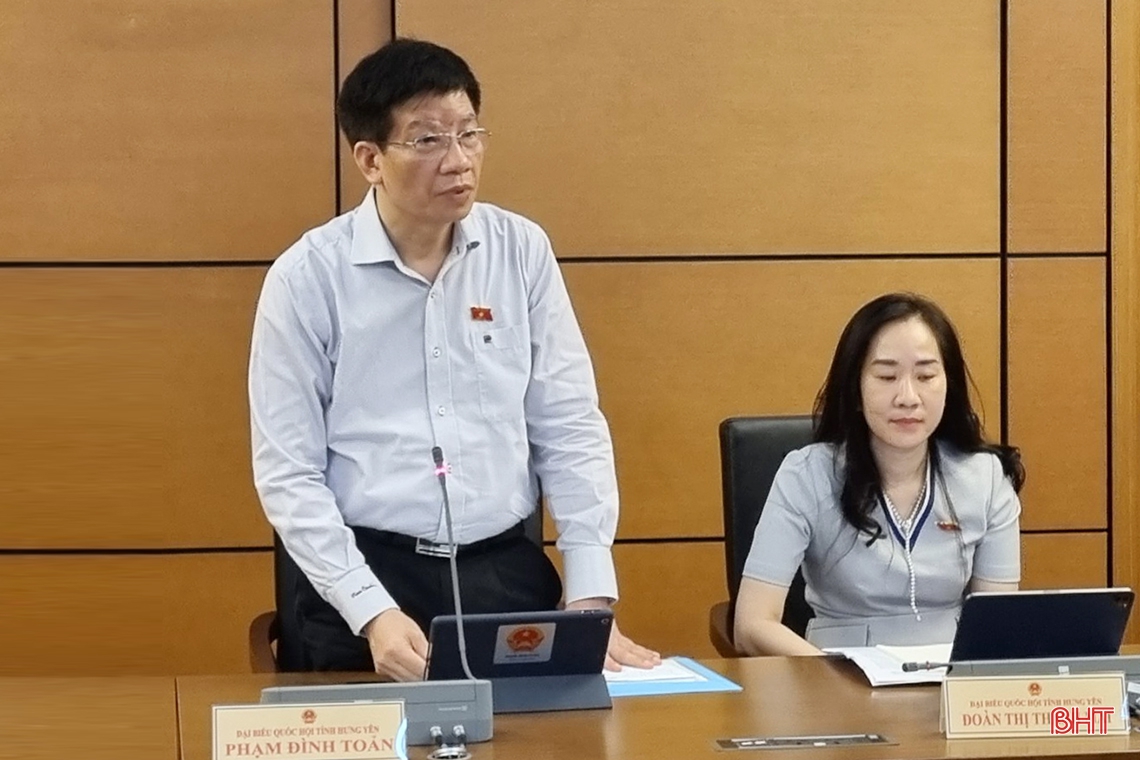 Quốc hội thảo luận tại tổ về các dự án Luật Thanh tra và Luật Khám bệnh, chữa bệnh