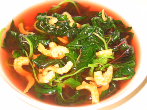 Trị mụn nhọt mùa hè bằng thức ăn thanh mát