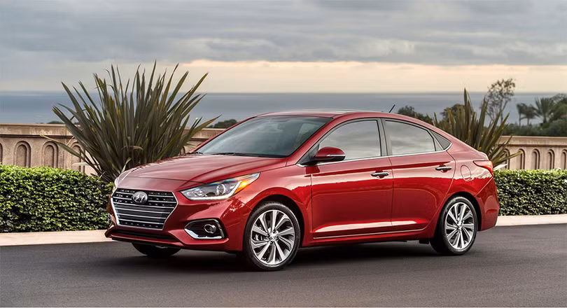 Cận cảnh các thế hệ Hyundai Accent: Thay đổi để tìm ra chất riêng