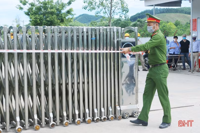 Gỡ bỏ phong tỏa nhà máy sản xuất gỗ công nghiệp lớn nhất Hà Tĩnh