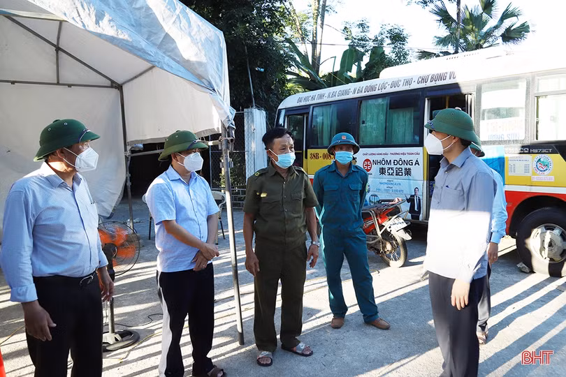 Hương Sơn phát động đợt cao điểm phòng chống dịch COVID-19