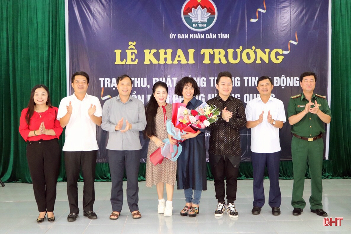 Khai trương Trạm thu phát sóng thông tin di động tại Đồn Biên phòng Hương Quang