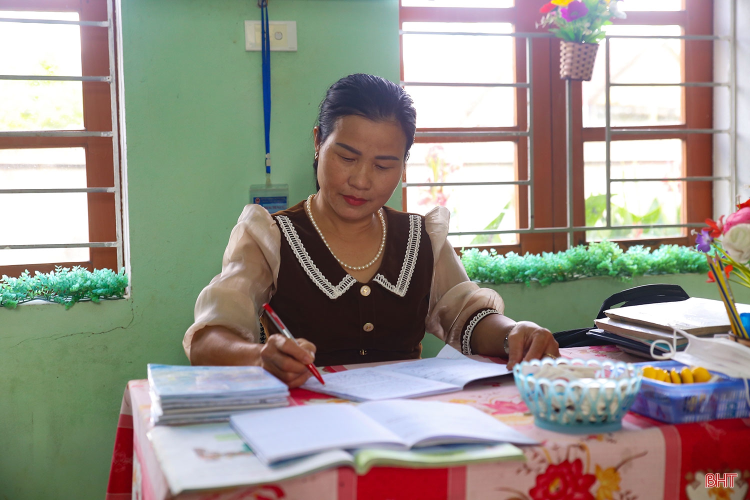 Cô giáo 26 năm “gieo chữ” ở vùng biên Hà Tĩnh