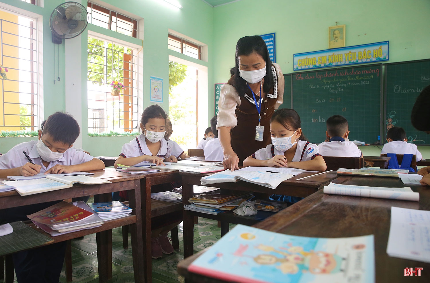 Cô giáo 26 năm “gieo chữ” ở vùng biên Hà Tĩnh