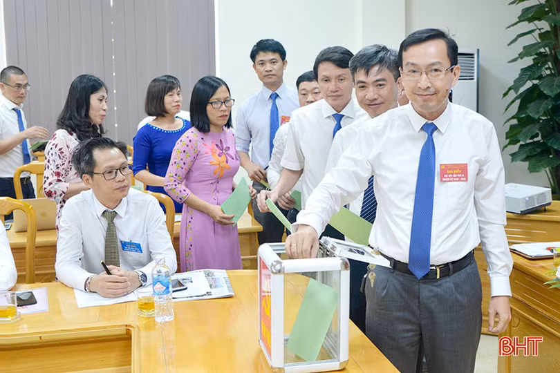Phát huy truyền thống đoàn kết, xây dựng Báo Hà Tĩnh chuyên nghiệp, nhân văn và hiện đại