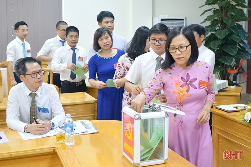 Phát huy truyền thống đoàn kết, xây dựng Báo Hà Tĩnh chuyên nghiệp, nhân văn và hiện đại