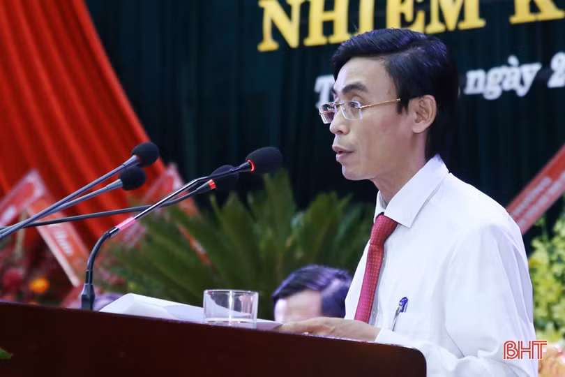 Ra mắt 39 Ủy viên Ban Chấp hành Đảng bộ huyện Thạch Hà nhiệm kỳ 2020 - 2025
