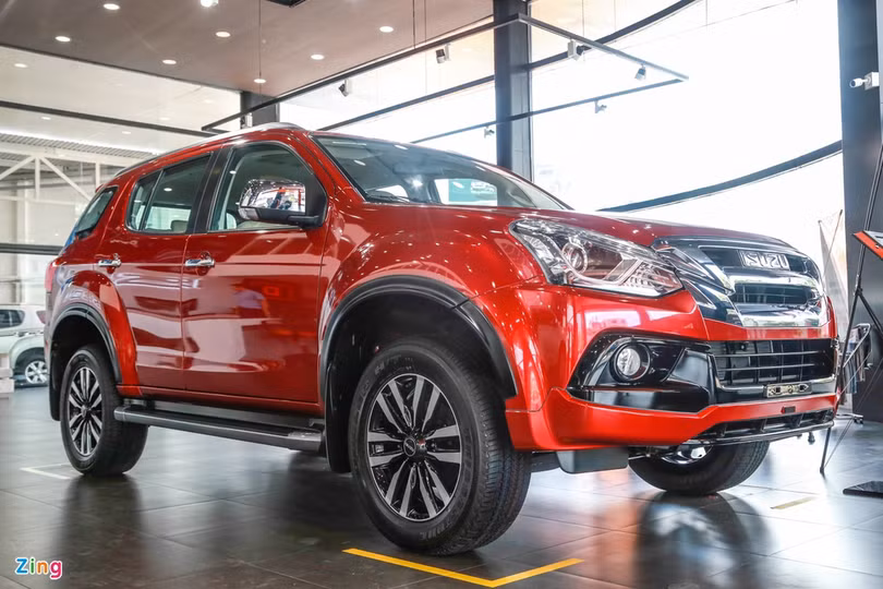 Những mẫu SUV 7 chỗ đáng cân nhắc có giá dưới 1 tỷ đồng
