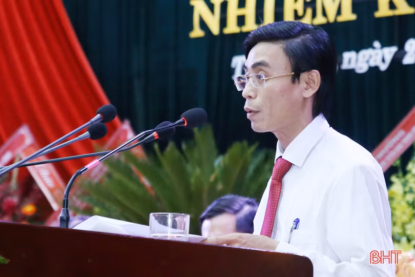 Đại biểu tâm huyết “hiến kế” thực hiện mục tiêu Nghị quyết Đại hội Đảng bộ Thạch Hà nhiệm kỳ mới