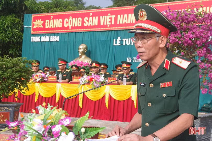 120 chiến sỹ mới Trung đoàn 841 tuyên thệ dưới cờ Tổ quốc