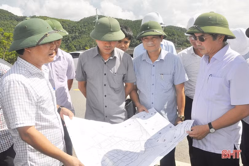 Xây dựng phương án, lập đường găng tiến độ cụ thể từng dự án, tăng tỷ lệ giải ngân vốn đầu tư công