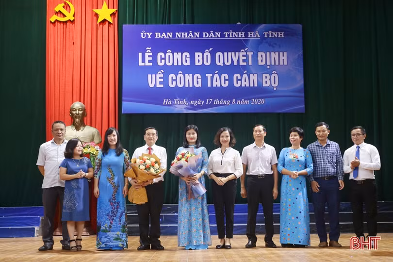 Bổ nhiệm chức vụ Hiệu trưởng, Phó Hiệu trưởng Trường Đại học Hà Tĩnh