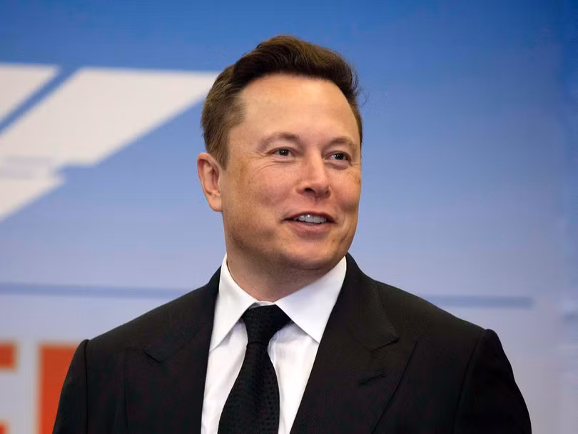 Tỷ phú công nghệ Elon Musk trở thành người giàu thứ 4 thế giới