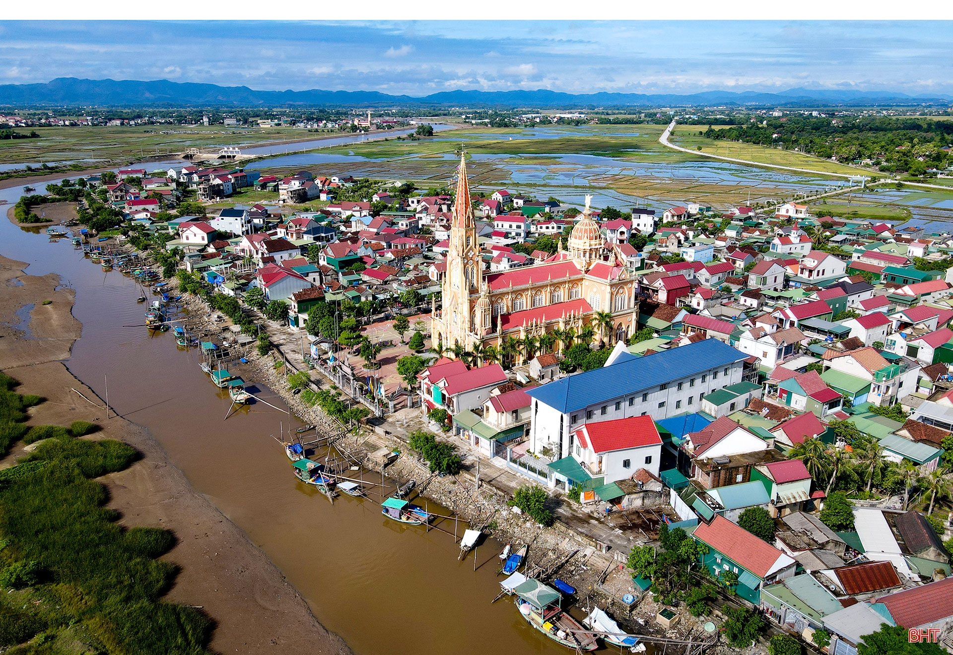 Đảng viên là người có đạo ở Hà Tĩnh - khi “hạt giống đỏ” được ươm mầm (bài 4): Phát triển đảng viên là người có đạo, góp phần xây dựng Đảng vững mạnh