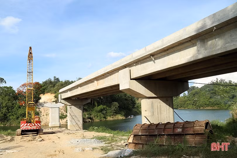 Nhiều công trình điểm nhấn chào mừng 550 năm thành lập huyện Hương Sơn