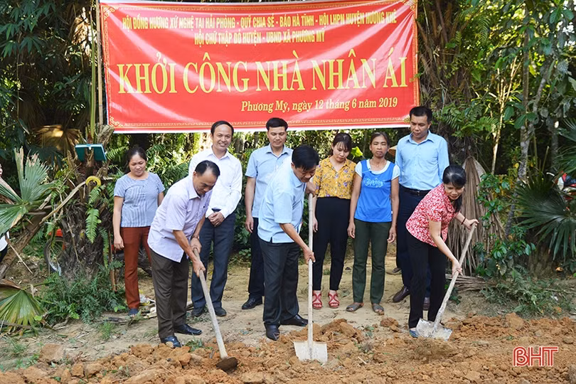 “Cảm ơn anh chị em Báo Hà Tĩnh đã đùm bọc tôi như người thân”