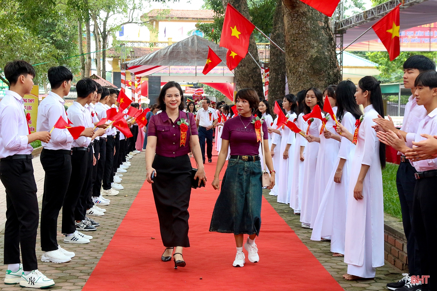 Những câu chuyện ấm áp dưới mái trường (bài 3): Tri ân trường cũ, tiếp sức những ước mơ xanh