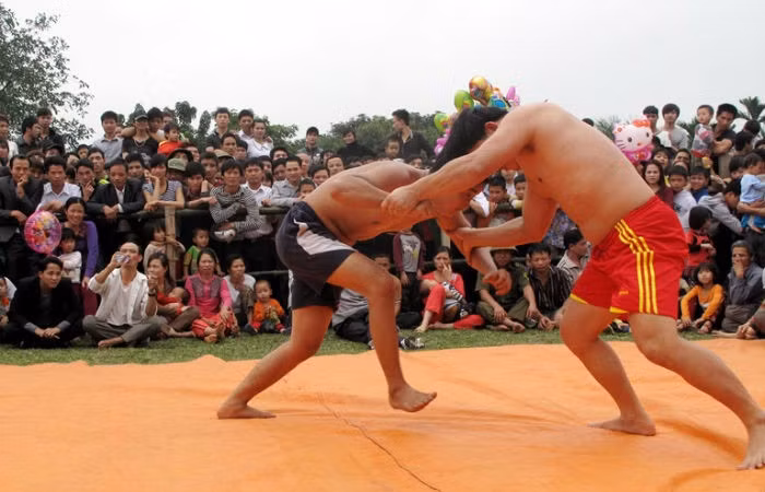 kham pha tet viet qua nhung tro choi dan gian