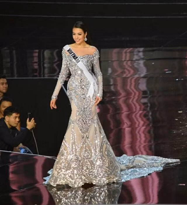 ban ket miss universe le hang noi bat voi quoc phuc la