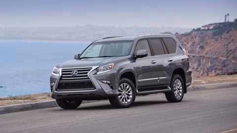 VinFast Lux V8 khi về Việt Nam sẽ cạnh tranh với các mẫu xe nào?