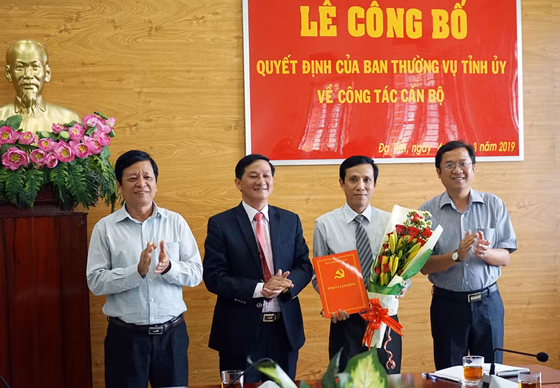 Điều động, bổ nhiệm nhân sự 5 địa phương