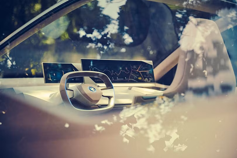 Chính thức ra mắt BMW Vision iNEXT: Nền móng xây dựng tương lai