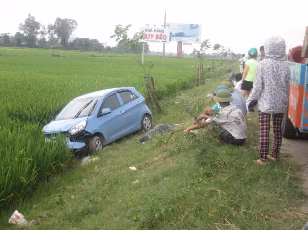 Cách thoát nạn khi ô tô bị mất phanh của chuyên gia