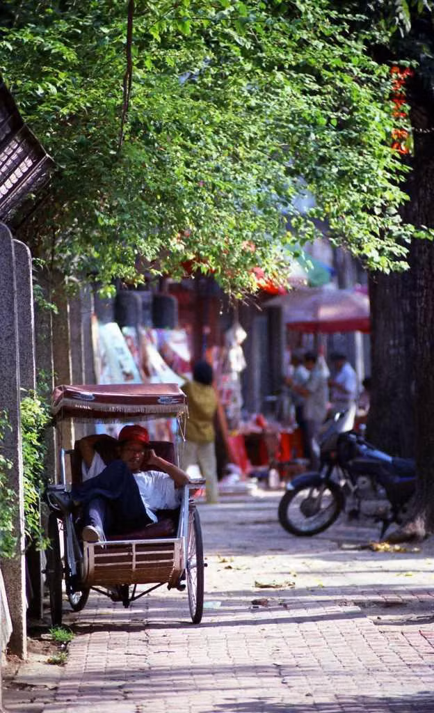 Hà Nội cuối thế kỷ XX dưới ống kính nhiếp ảnh gia Nhật Bản